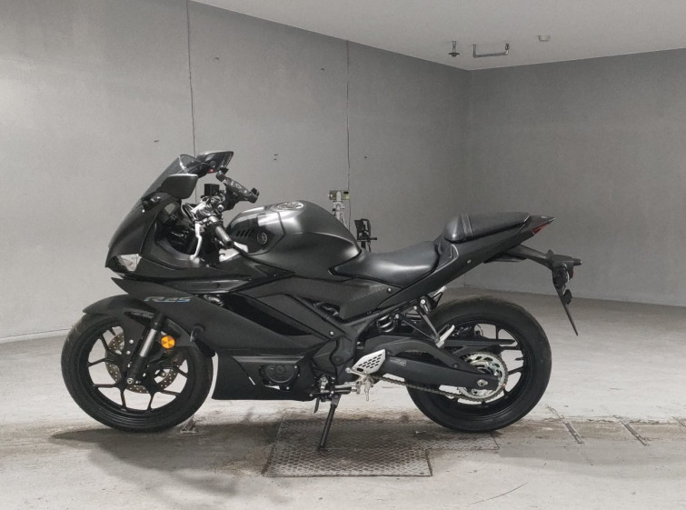 Мотоцикл Yamaha YZF-R25 з пробігом 9450 km