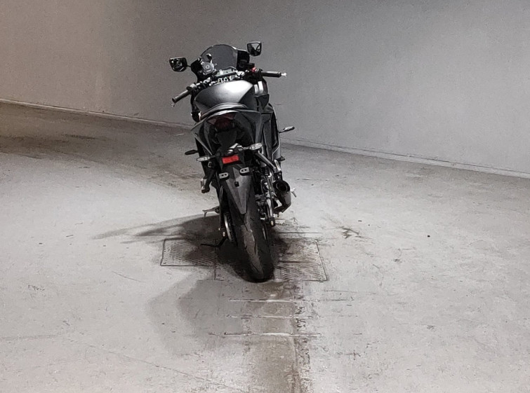 Мотоцикл Yamaha YZF-R25 з пробігом 9450 km