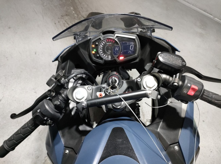 Мотоцикл Kawasaki NINJA400 с пробегом 3780 km