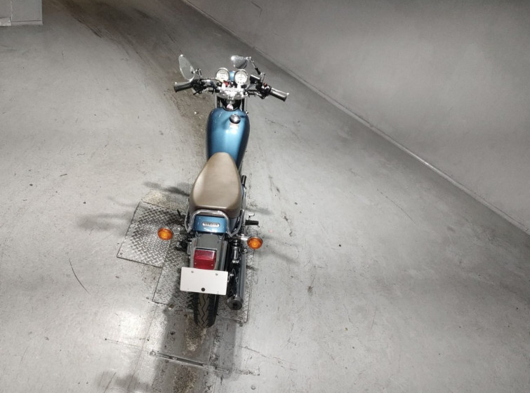 Мотоцикл Yamaha SR400 с пробегом 3205 km