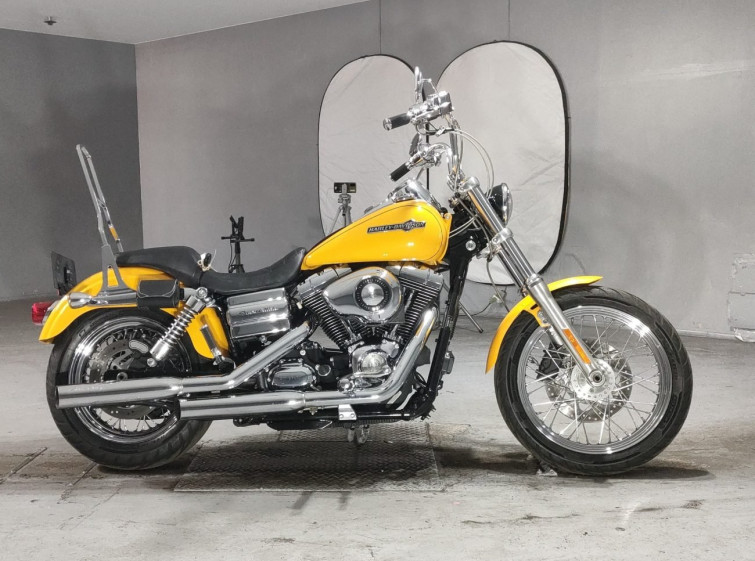 Мотоцикл HD SUPER GLIDE FXDC1580 с пробегом 14638 km