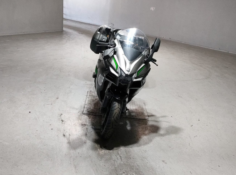 Мотоцикл Kawasaki NINJA H2 SX з пробігом 10772 km