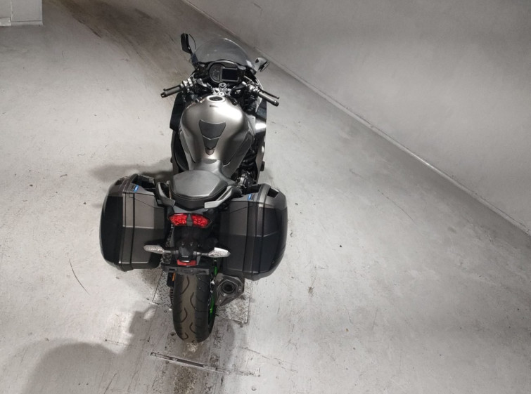 Мотоцикл Kawasaki NINJA H2 SX з пробігом 10772 km