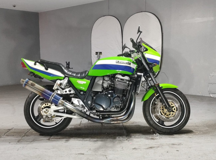 Мотоцикл Kawasaki ZRX1100 с пробегом 88822 km