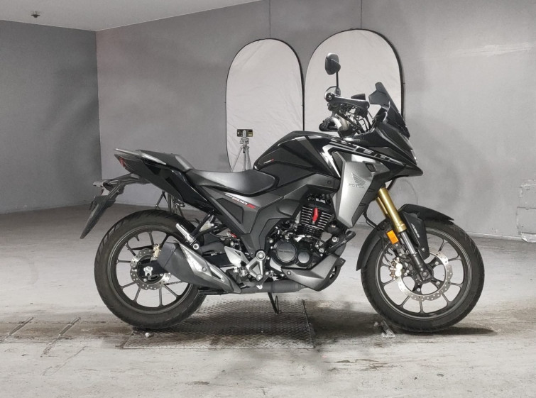 Мотоцикл Honda CB200XA с пробегом 4851 km