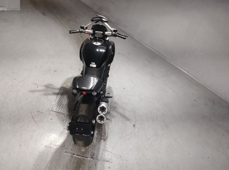 Мотоцикл Ducati DIAVEL с пробегом 2234 km