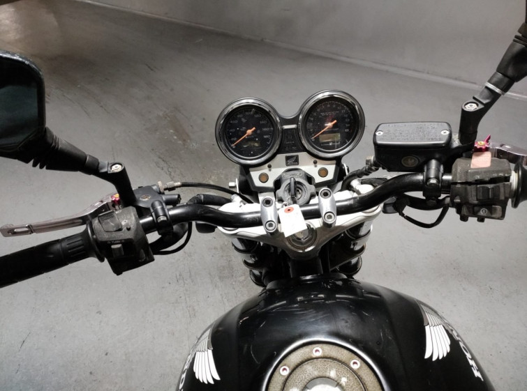 Мотоцикл Honda CB400SFV