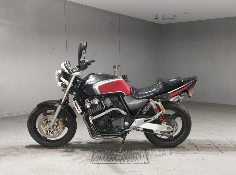 Мотоцикл Honda CB400SFV