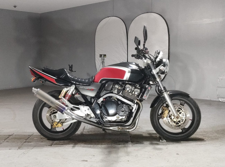 Мотоцикл Honda CB400SFV