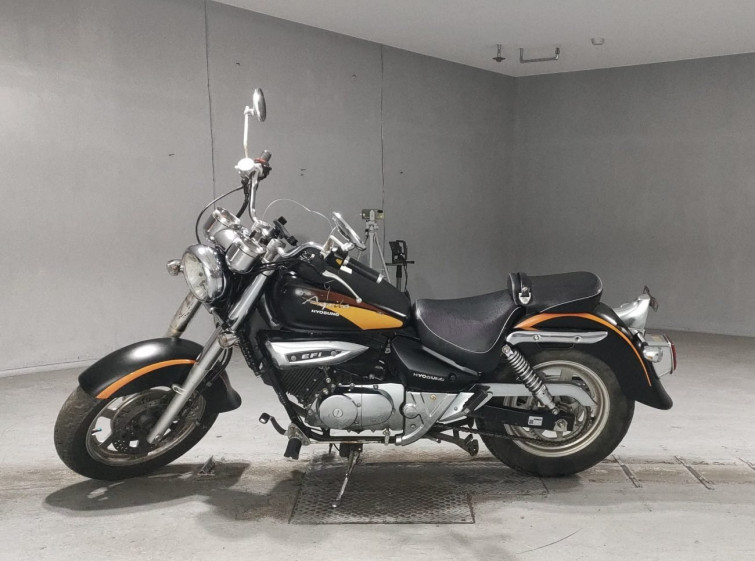 Мотоцикл Hyosung GV250 с пробегом 9302 km