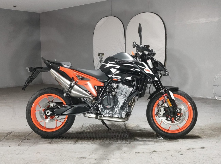 Мотоцикл KTM 890 DUKE с пробегом 1 km