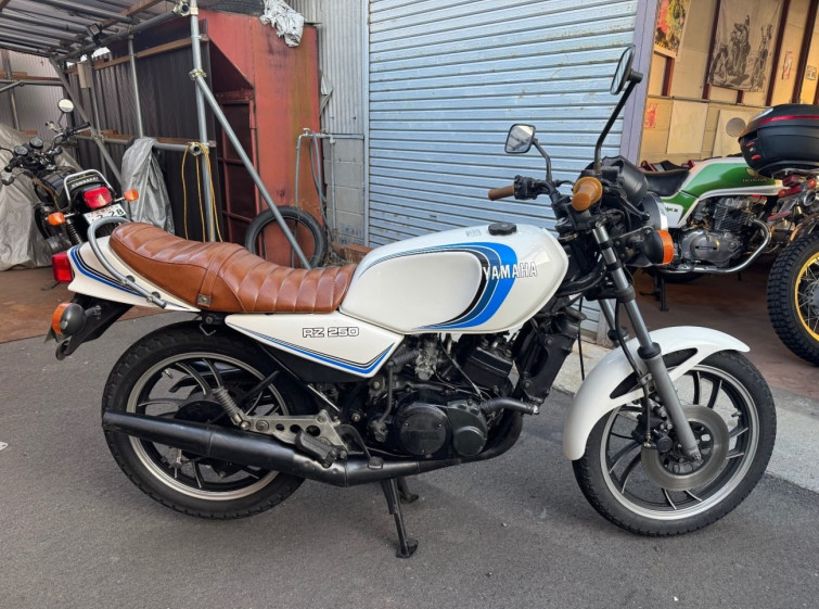 Мотоцикл Yamaha RZ250 з пробігом 24084 km