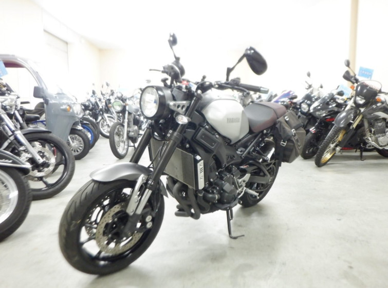 Мотоцикл Yamaha XSR900 с пробегом 11950 km