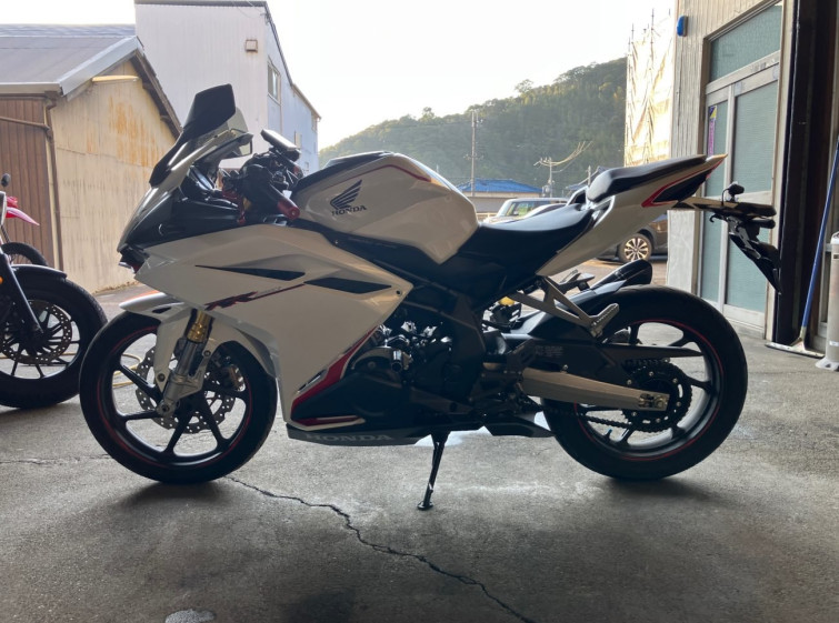 Мотоцикл Honda CBR250RR с пробегом 12956 km
