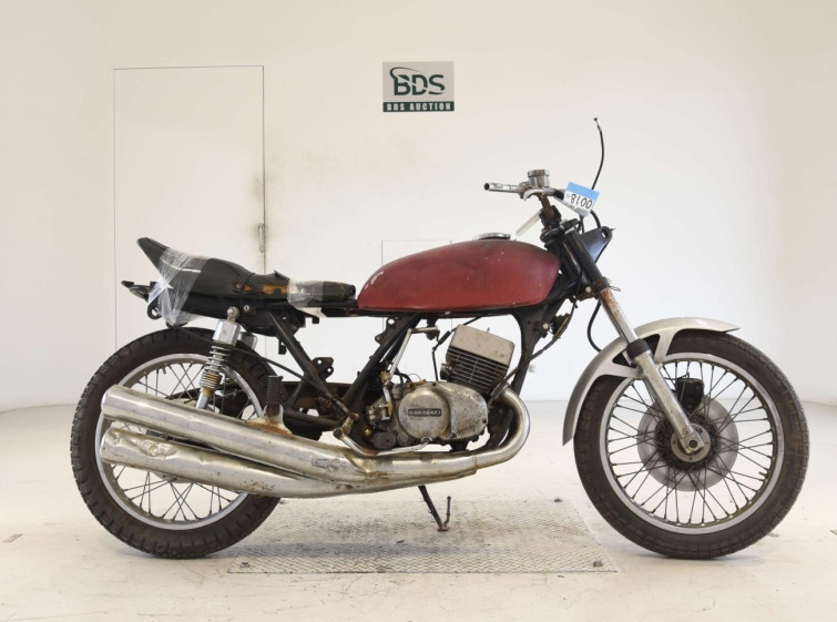 Мотоцикл Kawasaki 400SS