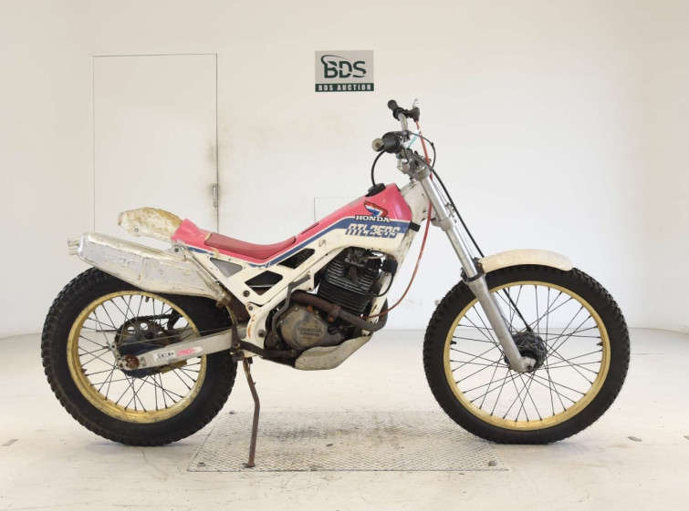 Мотоцикл Honda RTL250S