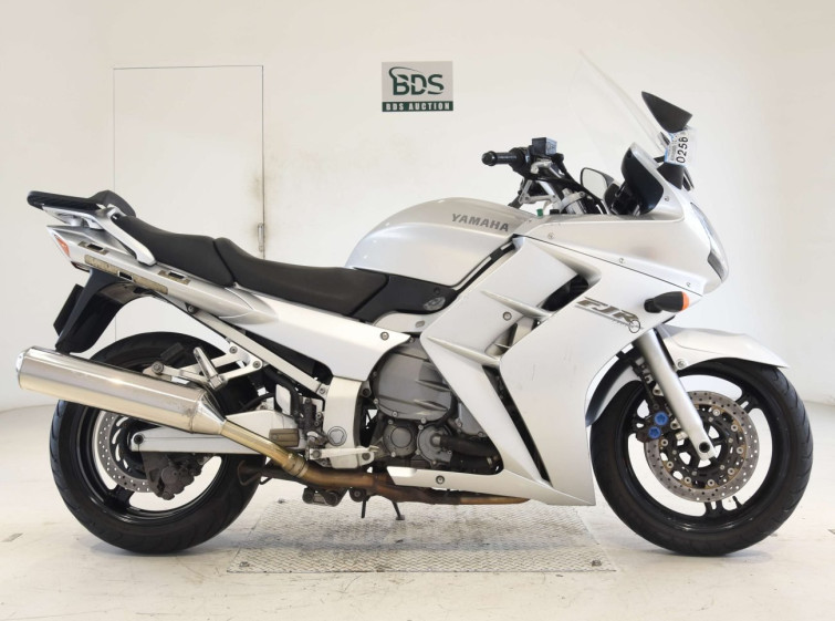 Мотоцикл Yamaha FJR1300