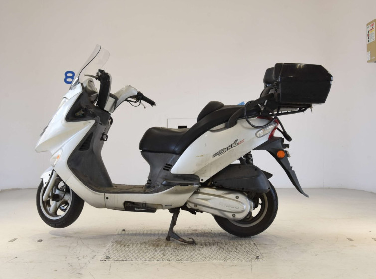 Мотоцикл Kymco GRAND DINK250 з пробігом 44551 km