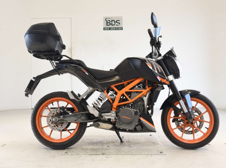 Мотоцикл KTM 390 DUKE с пробегом 22525 km