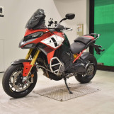 Мотоцикл Ducati MULTISTRADA V4 з пробігом 7191 km