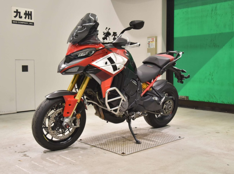 Мотоцикл Ducati MULTISTRADA V4 з пробігом 7191 km