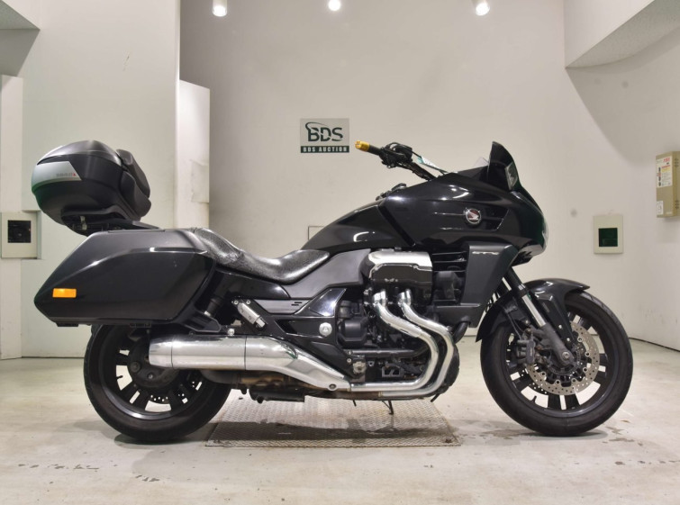 Мотоцикл Honda CTX1300 з пробігом 54257 km