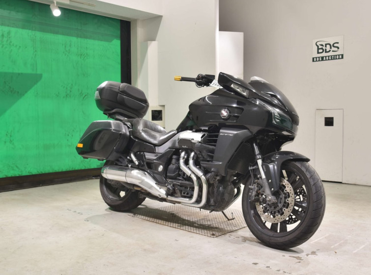Мотоцикл Honda CTX1300 з пробігом 54257 km