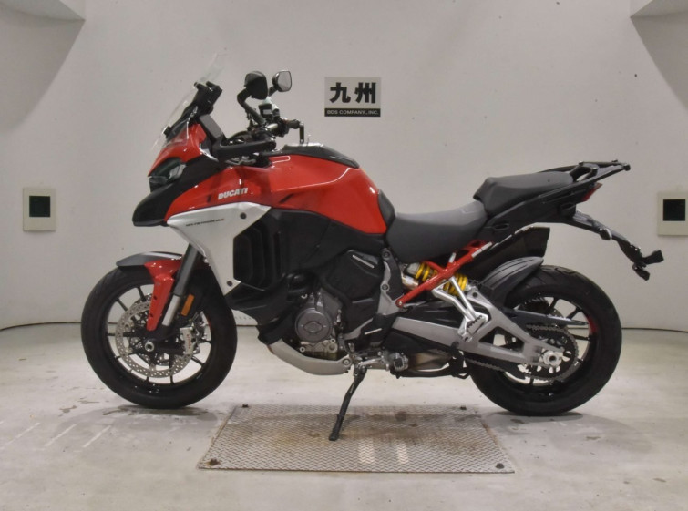 Мотоцикл Ducati MULTISTRADA V4S з пробігом 4854 km