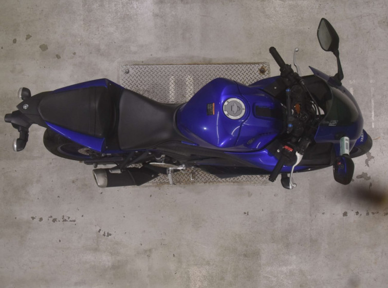 Мотоцикл Yamaha YZF-R25A з пробігом 4988 km
