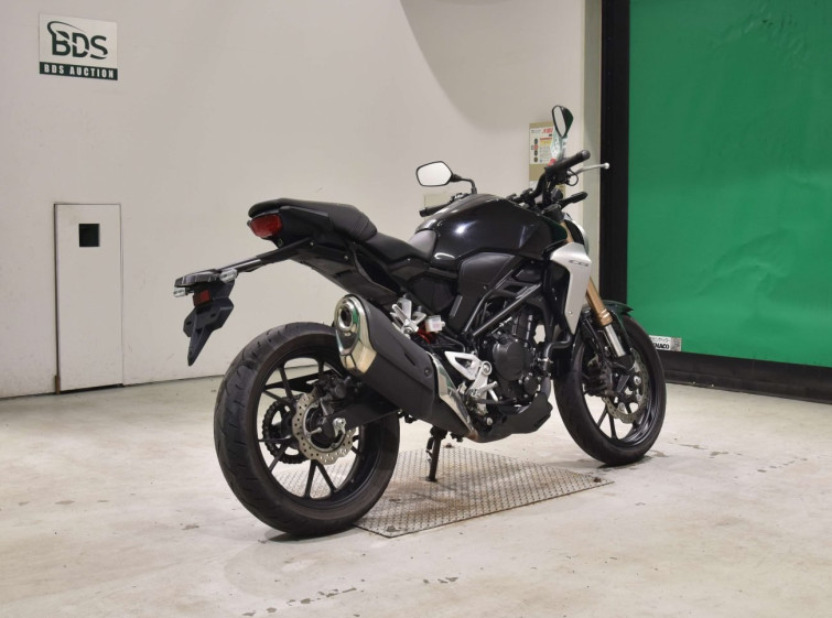 Мотоцикл Honda CB250RA с пробегом 18834 km