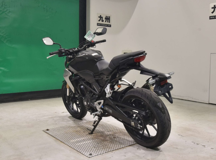 Мотоцикл Honda CB250RA с пробегом 18834 km