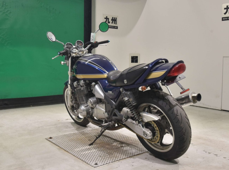 Мотоцикл Kawasaki ZEPHYR1100 с пробегом 35958 km