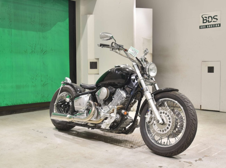 Мотоцикл Yamaha DRAGSTAR XVS1100 с пробегом 8761 km