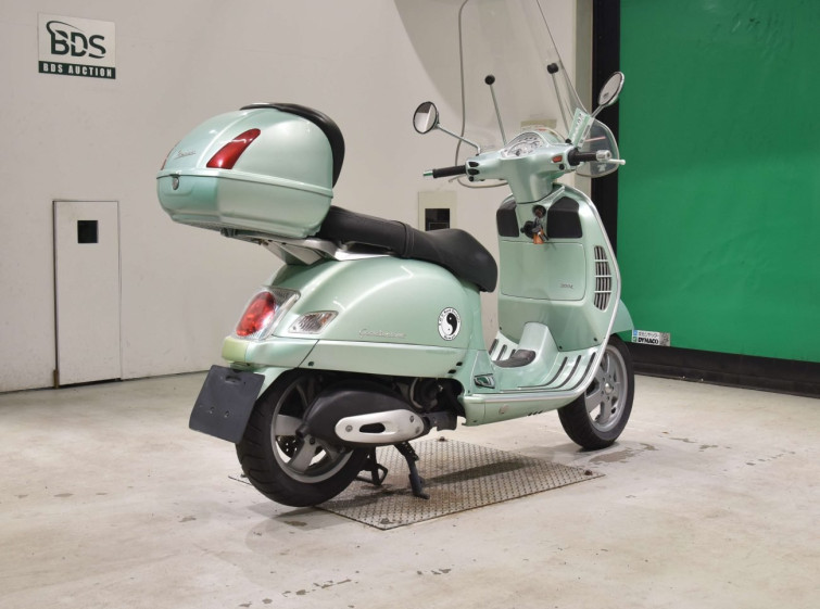 Мотоцикл Vespa GT200L с пробегом 9842 km