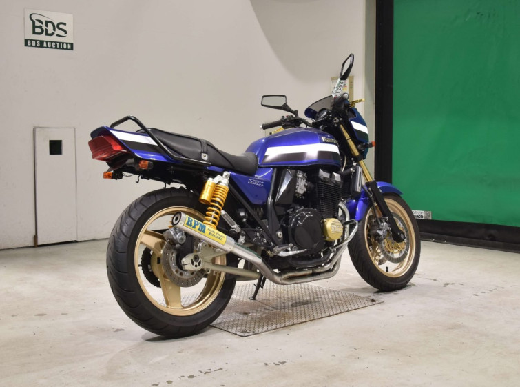 Мотоцикл Kawasaki ZRX400 с пробегом 4090 km