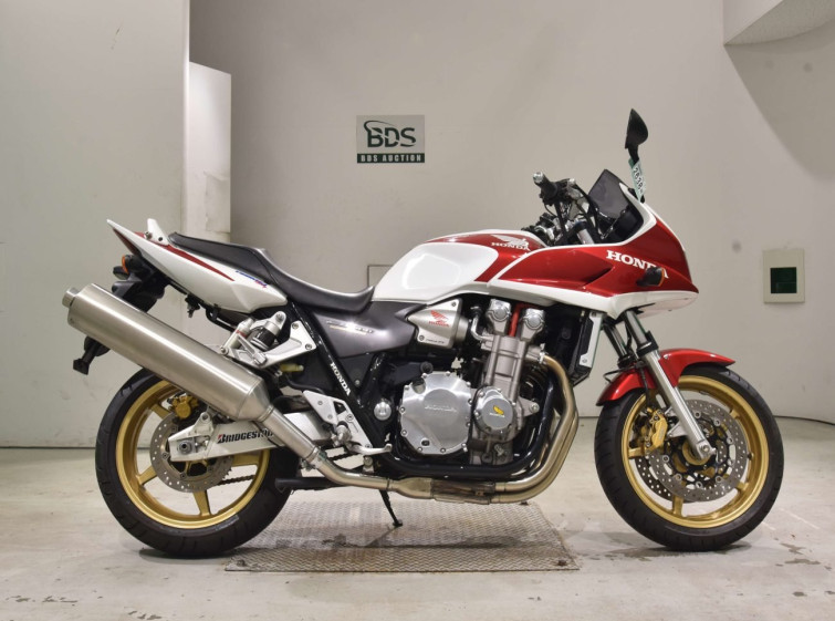 Мотоцикл Honda CB1300SF BOLDOR с пробегом 22385 km