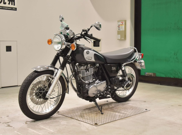 Мотоцикл Yamaha SR400 с пробегом 2122 km