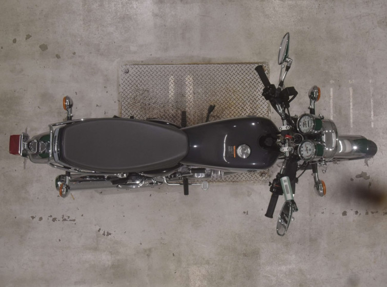 Мотоцикл Yamaha SR400 с пробегом 2122 km