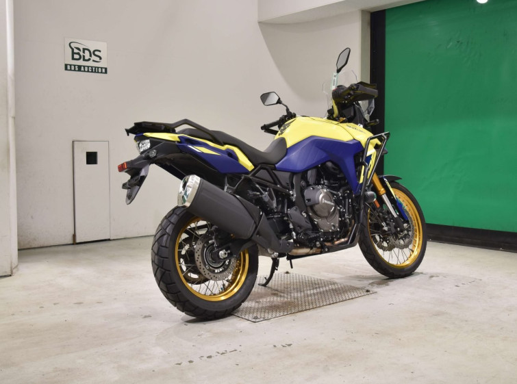 Мотоцикл Suzuki V-STROM 800DE с пробегом 4589 km