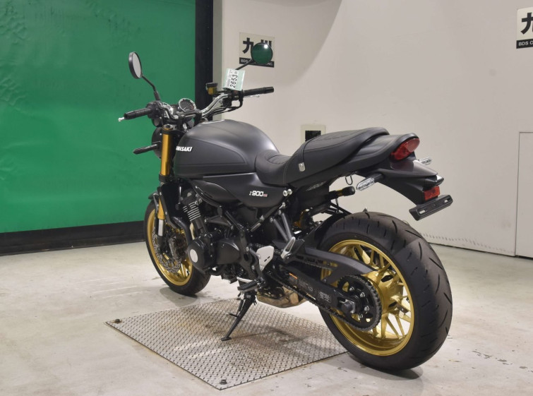 Мотоцикл Kawasaki Z900RS SE с пробегом 1250 km