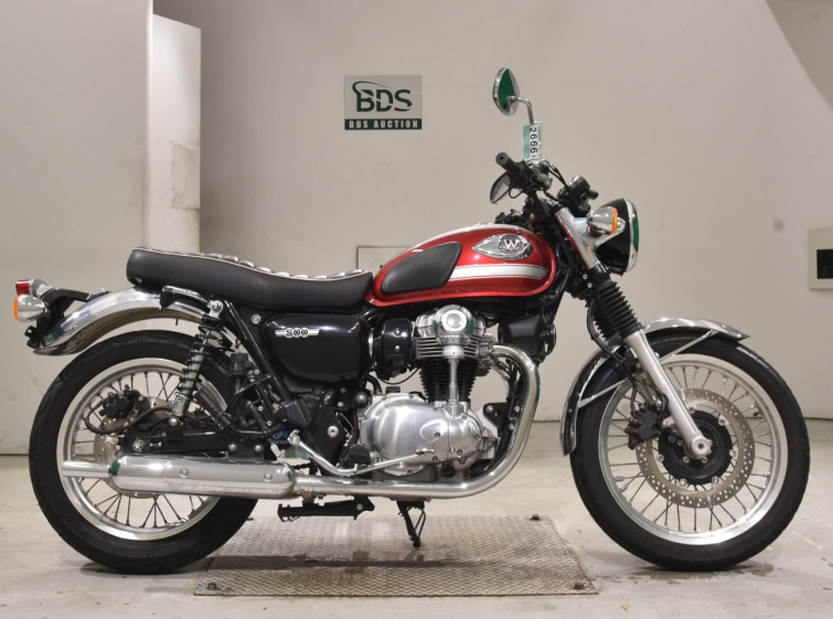 Мотоцикл Kawasaki W800 с пробегом 8018 km