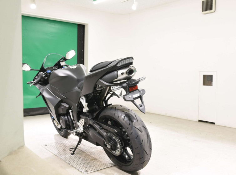 Мотоцикл Honda CBR600RR с пробегом 11 km