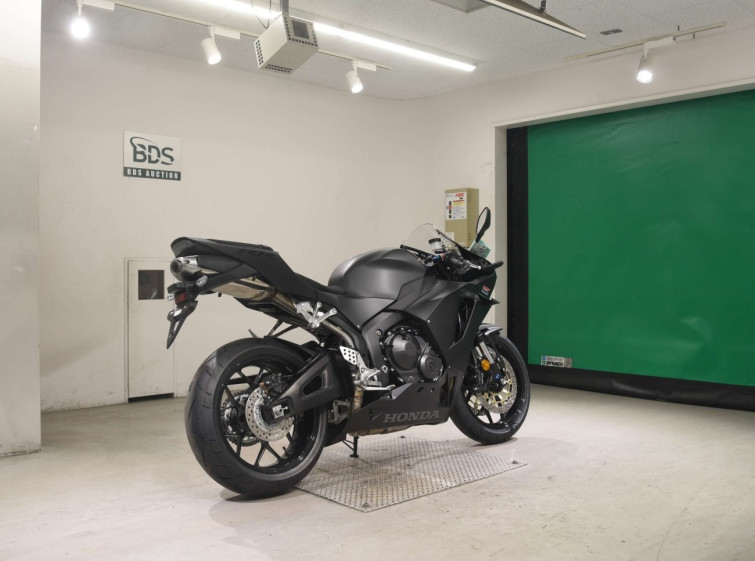 Мотоцикл Honda CBR600RR с пробегом 11 km