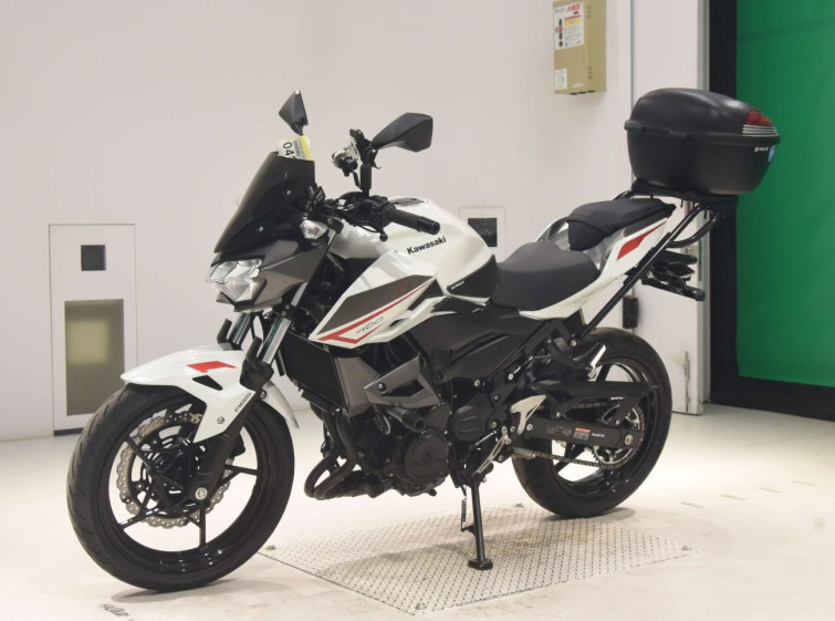 Мотоцикл Kawasaki Z400 с пробегом 16502 km
