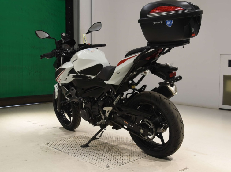 Мотоцикл Kawasaki Z400 с пробегом 16502 km