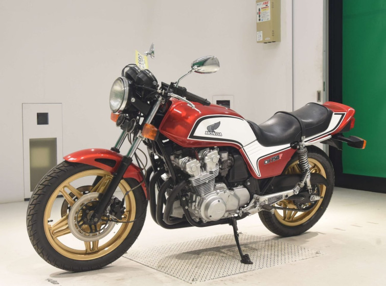 Мотоцикл Honda CB750SF с пробегом 7854 km