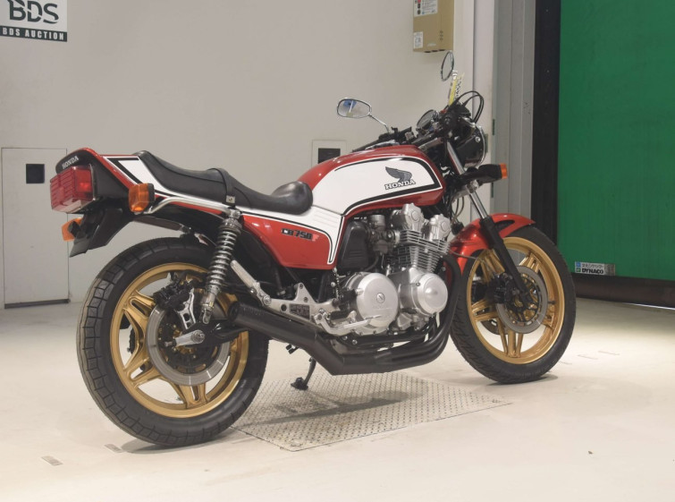 Мотоцикл Honda CB750SF с пробегом 7854 km