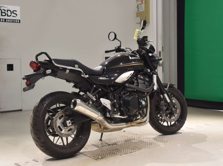 Мотоцикл Kawasaki Z900RS с пробегом 40 km