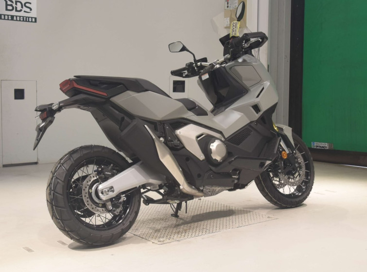 Мотоцикл Honda X-ADV750-2 з пробігом 1 km