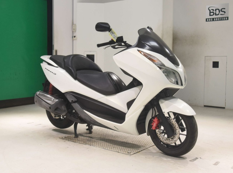 Мотоцикл Honda FORZA SI с пробегом 11030 km